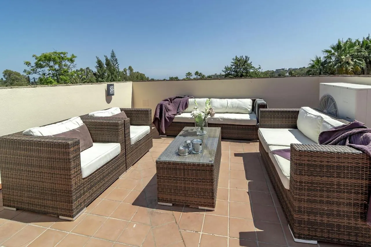 Lbp - 3 Bedroom Penthouse In Nueva Andalucia 마르베야 아파트