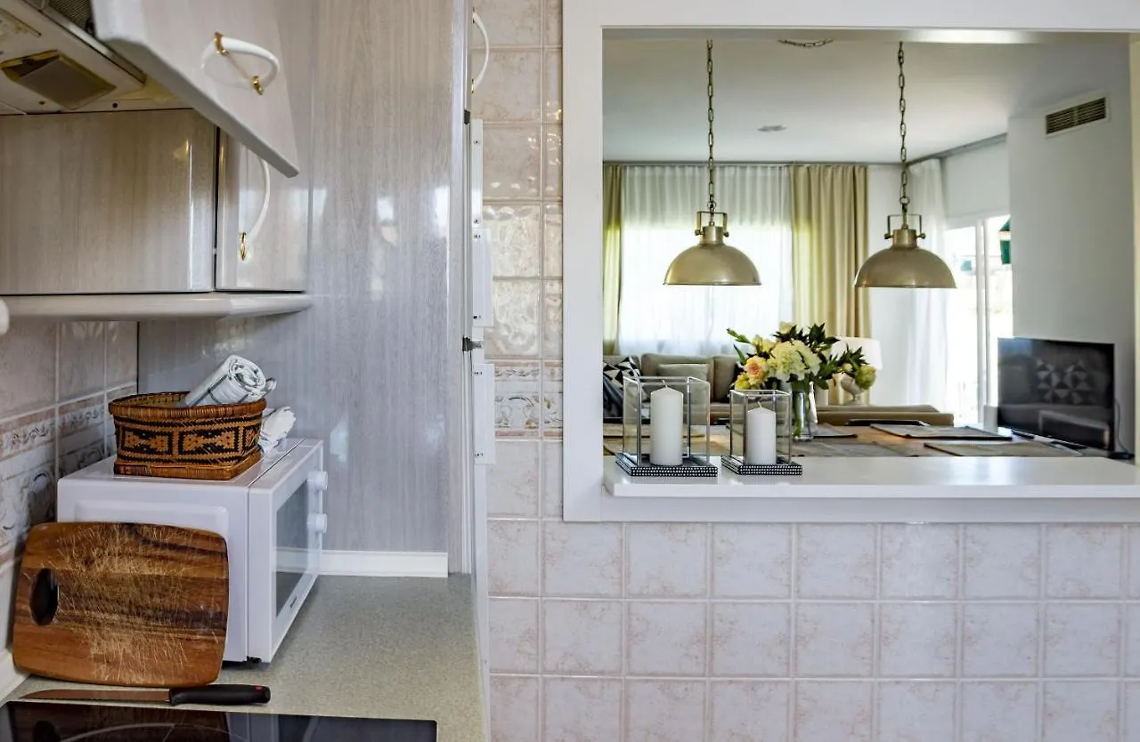 Lbp - 3 Bedroom Penthouse In Nueva Andalucia 마르베야