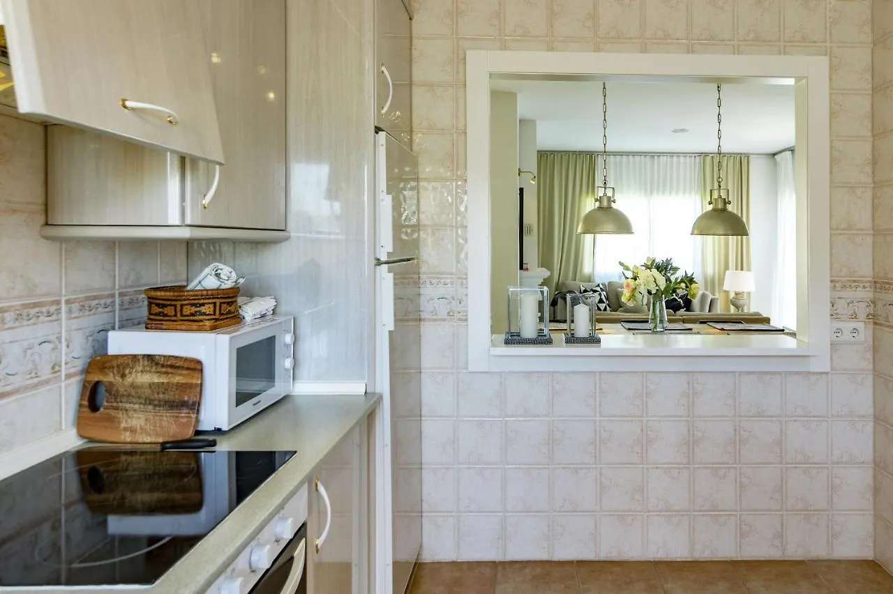 Lbp - 3 Bedroom Penthouse In Nueva Andalucia 마르베야 0*,  스페인