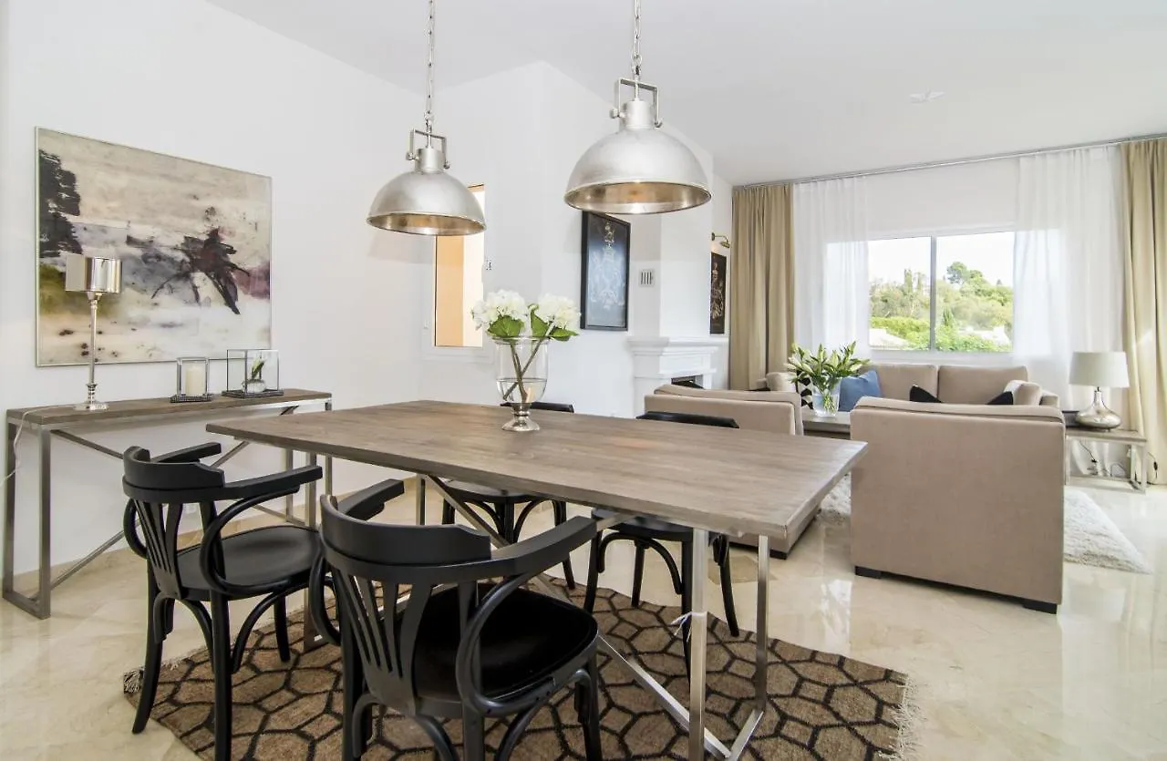 아파트 Lbp - 3 Bedroom Penthouse In Nueva Andalucia 마르베야
